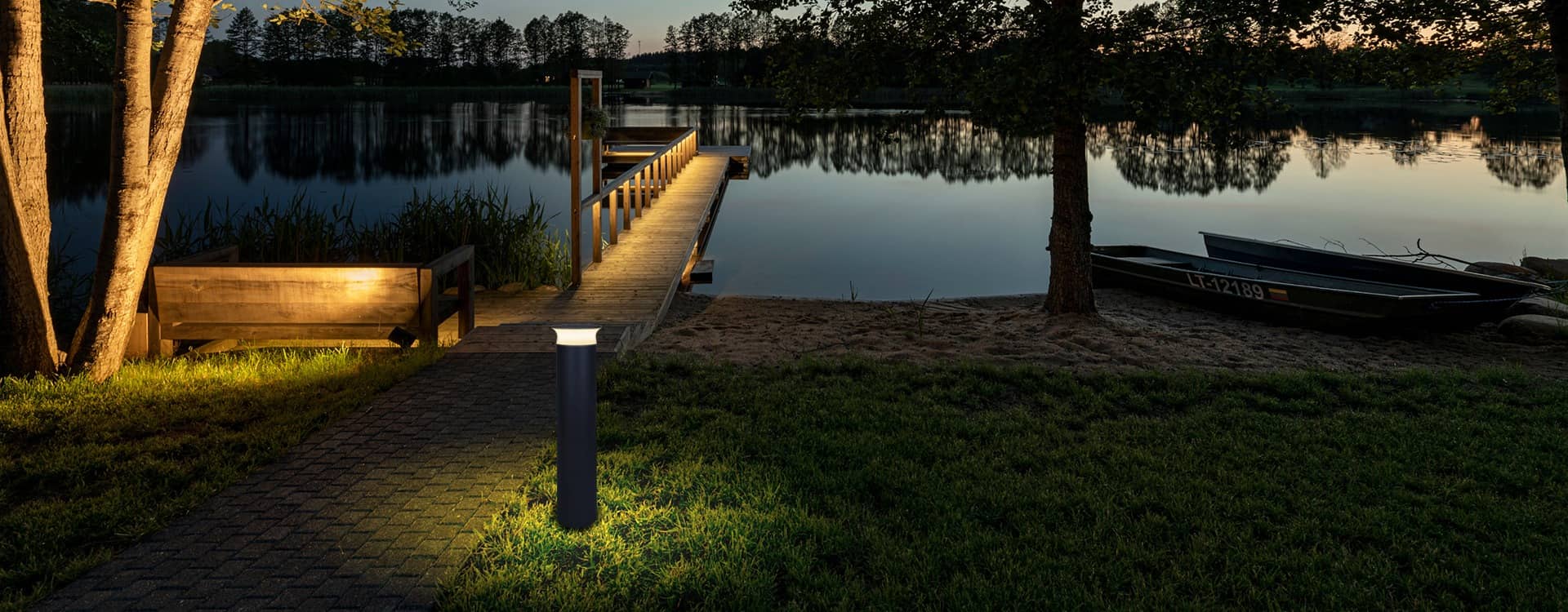 Outdoor decking lights