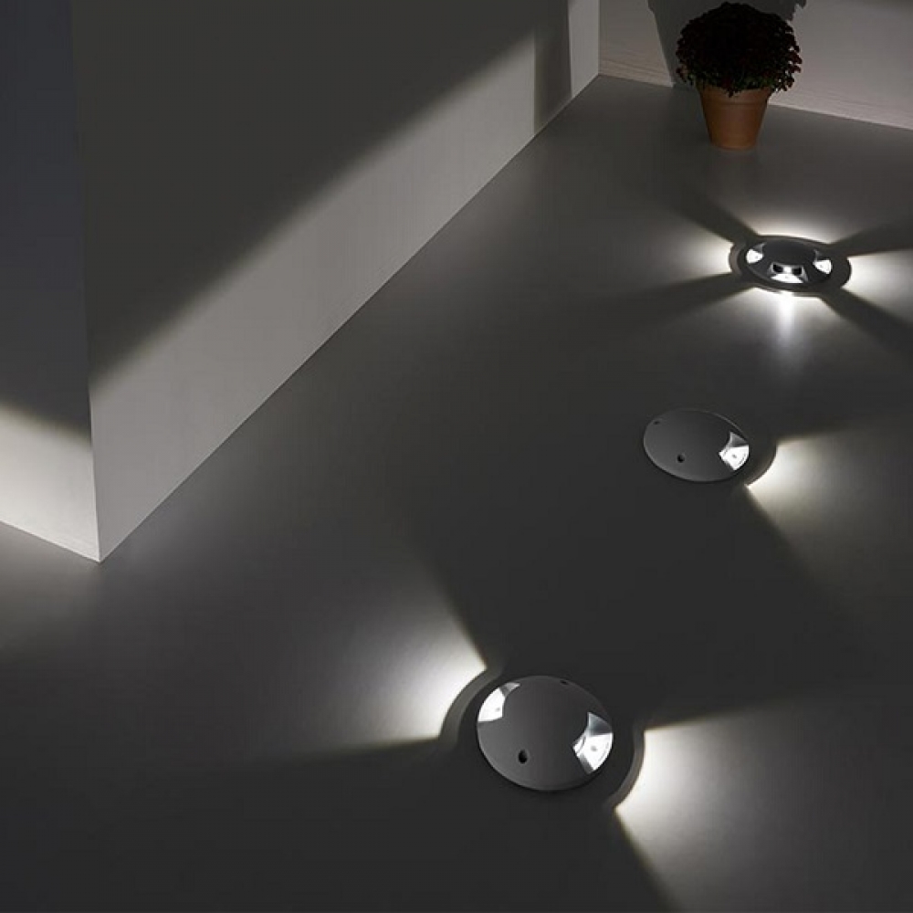 Halbmond-LED-Bodenleuchte für den Außenbereich